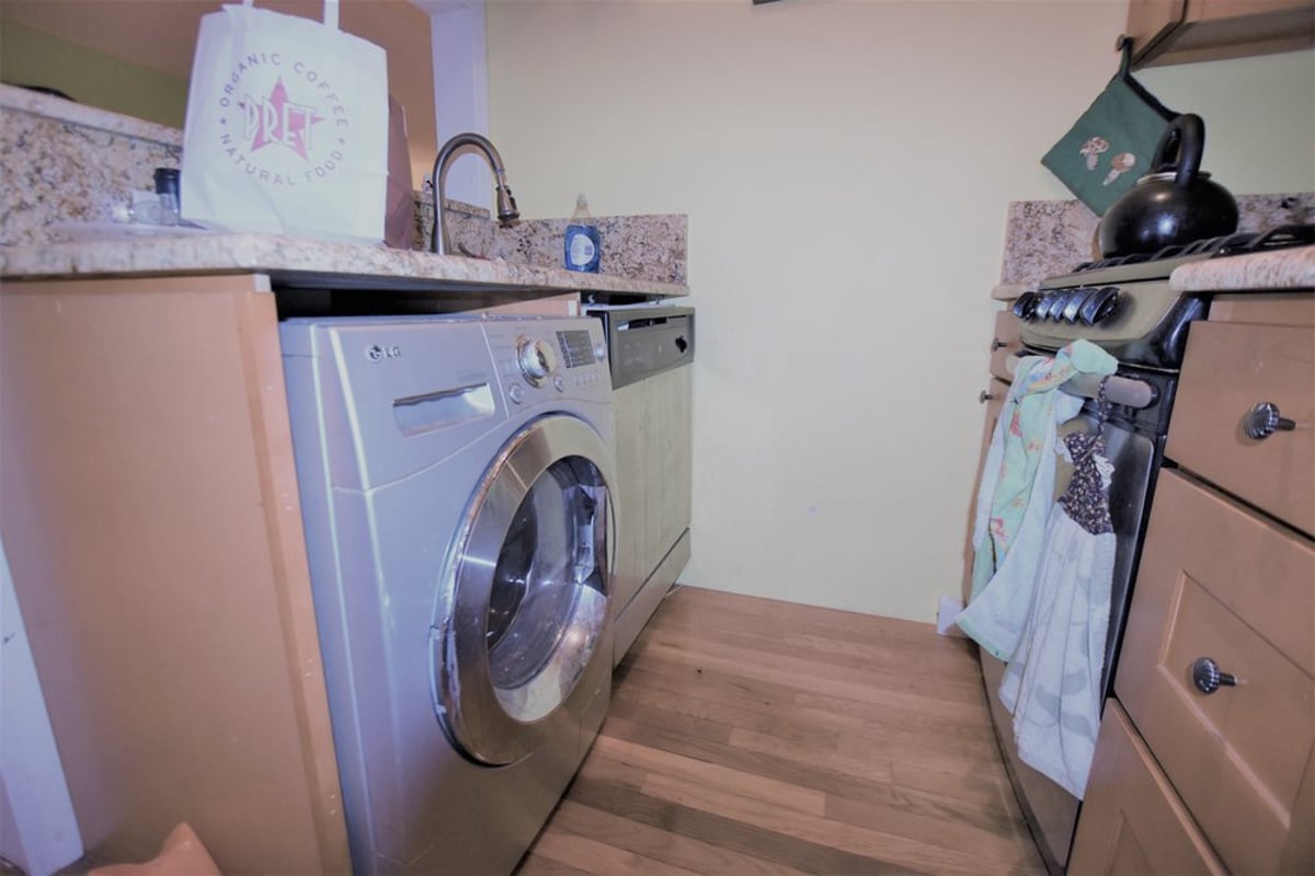 Photo for 342 East 53rd Street - 342 East 53rd Street Cooperative in Midtown East, Manhattan