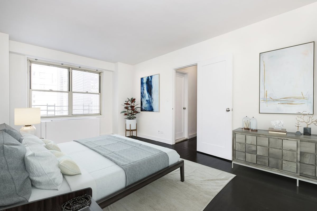 Photo for The Park Lane - 1510 3rd Avenue Rental Building in Upper East Side, Manhattan