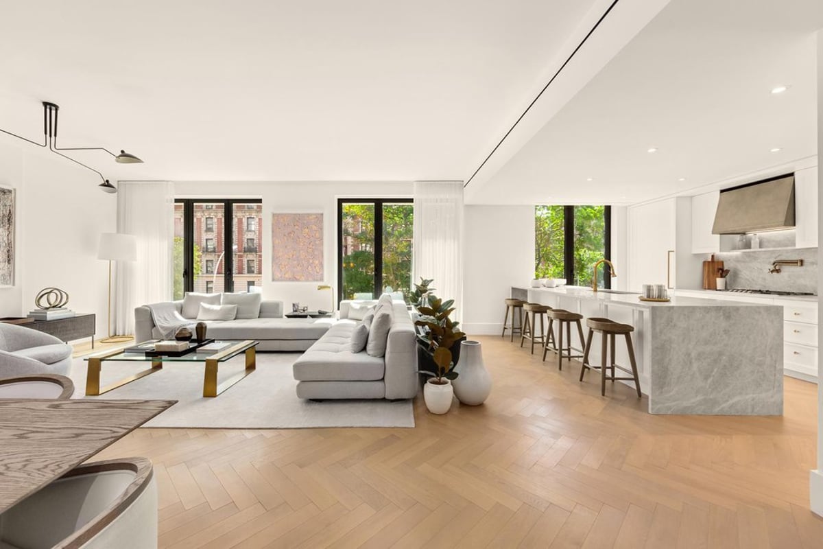 Photo for 2505 BROADWAY - 2505 Broadway Condominium in Upper West Side, Manhattan