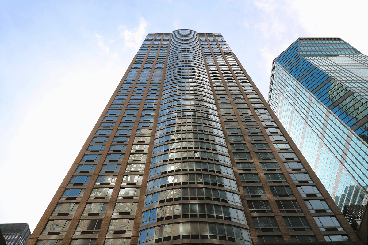 Photo for The Metropolis - 150 East 44th Street Rental Building in Turtle Bay, Manhattan