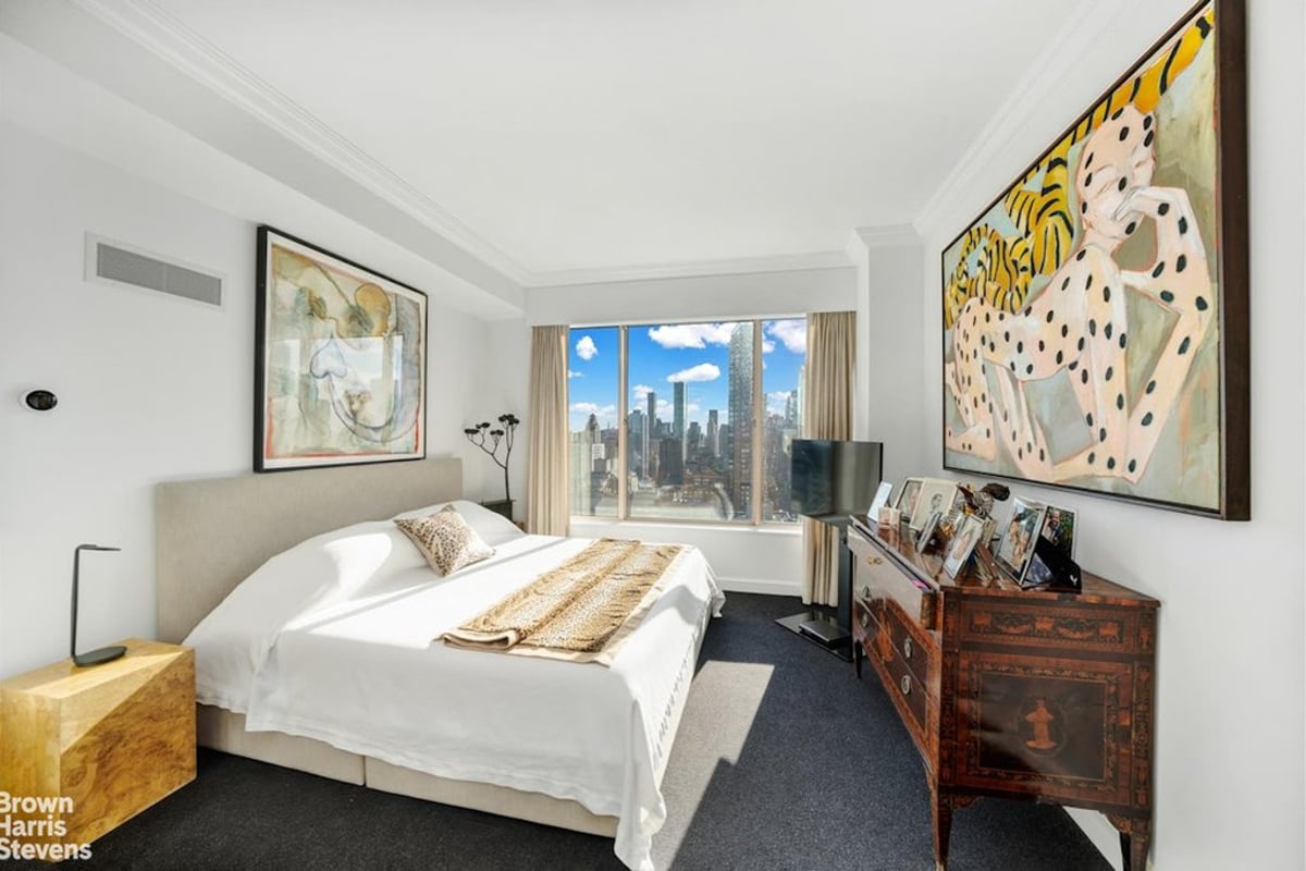 Photo for 200 East 69th Street - 200 East 69th Street Condominium in Upper East Side, Manhattan