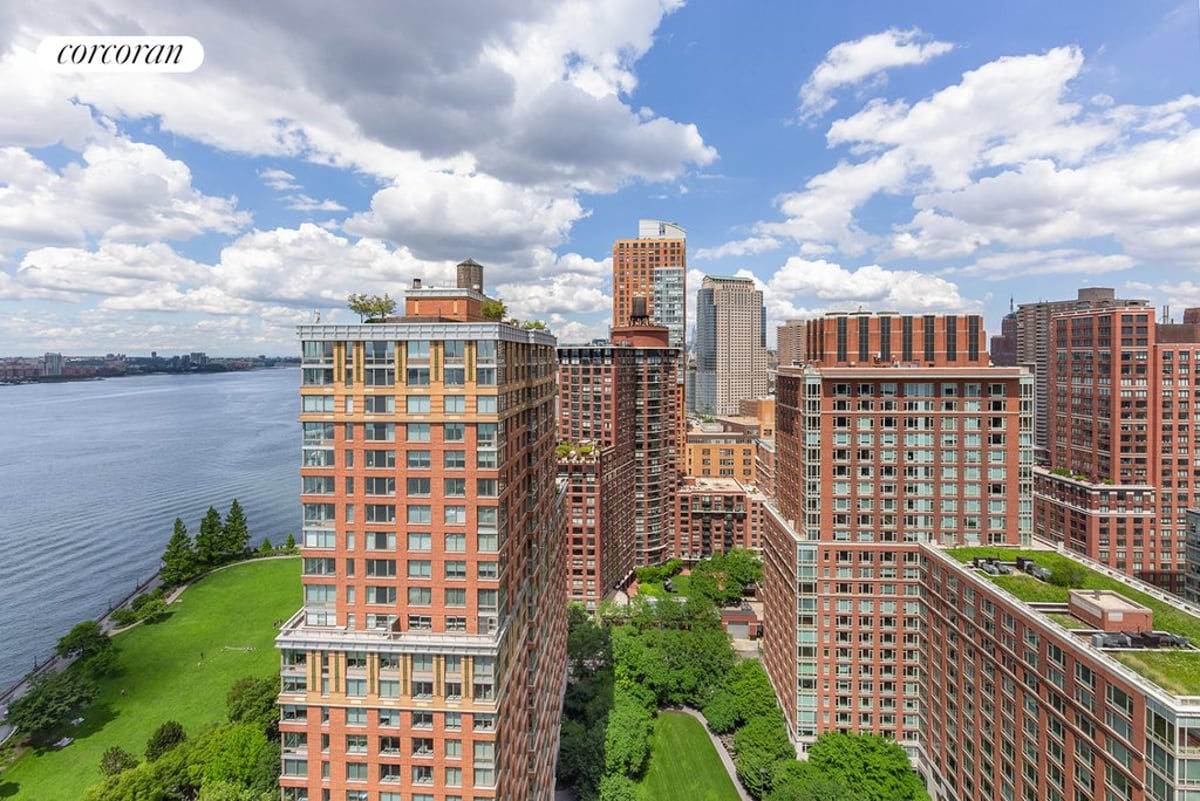 Photo for The Solaire - 20 River Terrace Condominium in Battery Park City, Manhattan