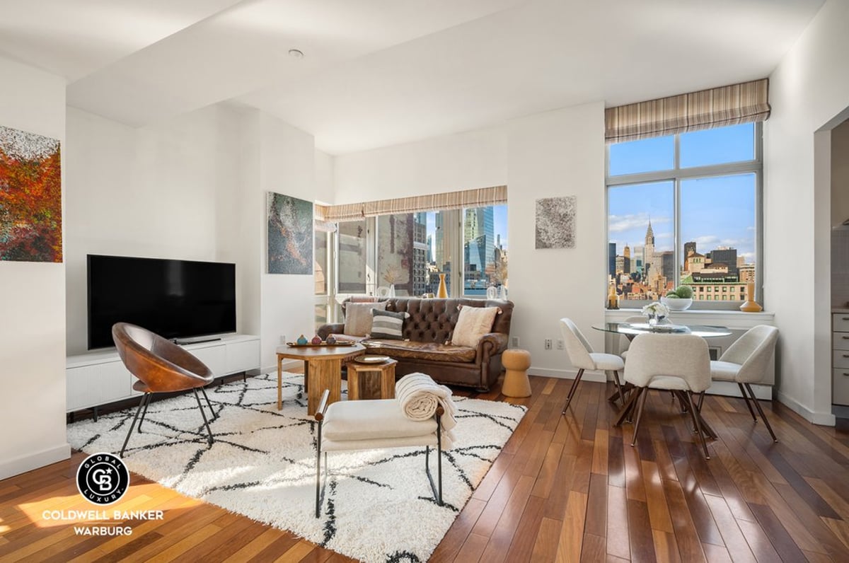 Photo for Crossing 23rd - 121 East 23rd Street Condominium in Gramercy Park, Manhattan