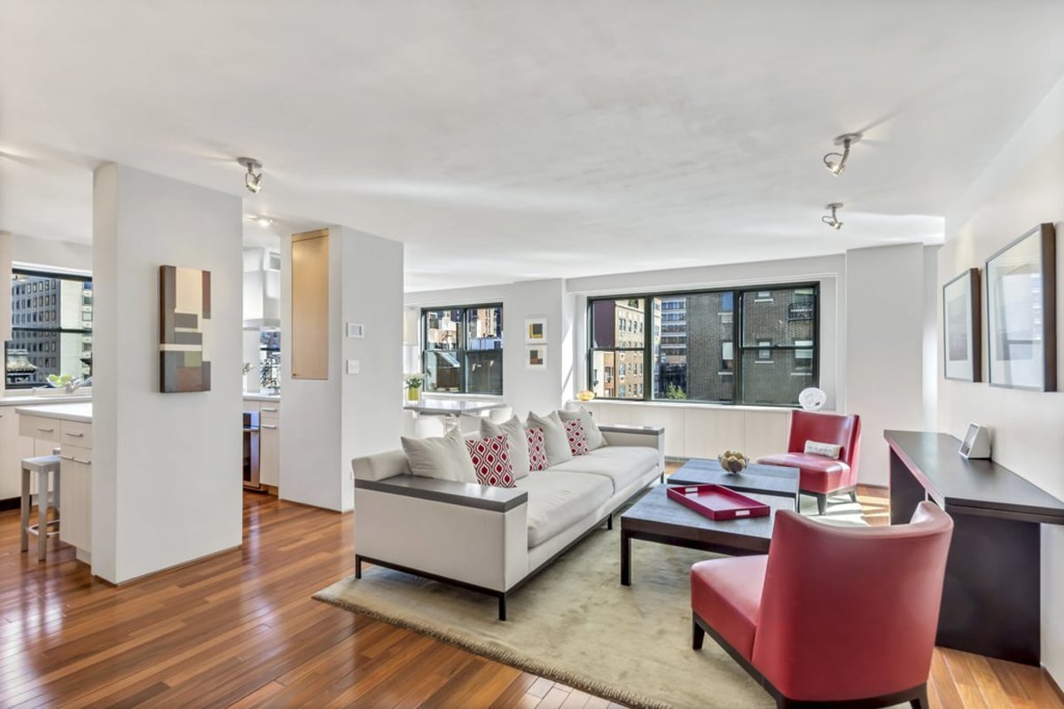 Photo for Trafalgar House - 120 East 90th Street Condominium in Upper East Side, Manhattan