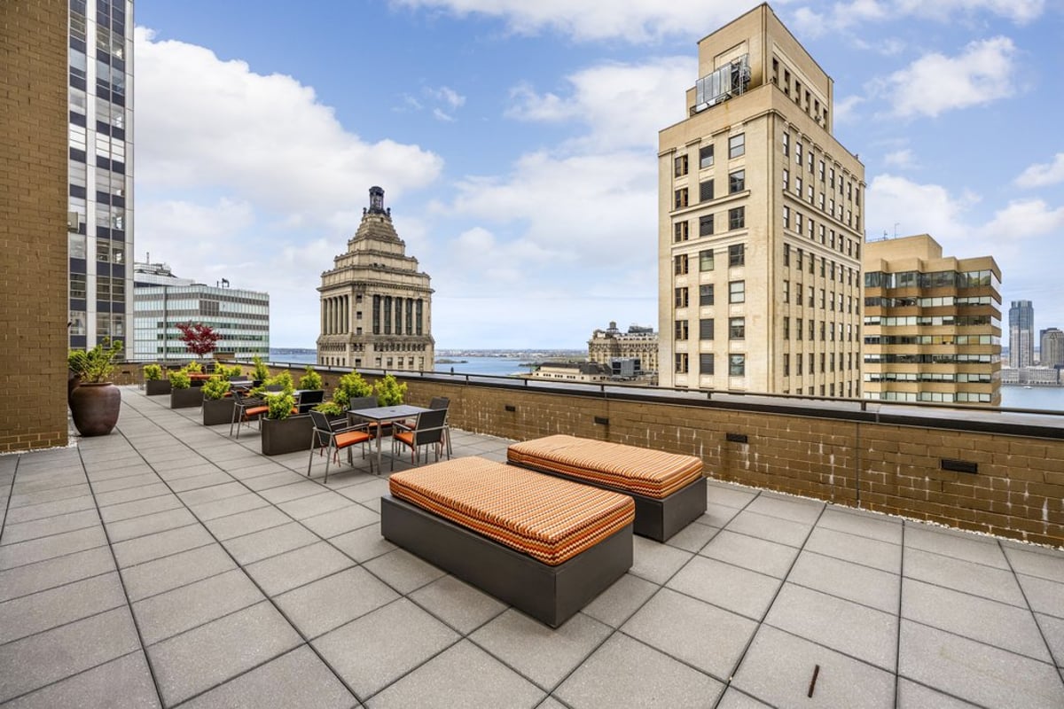 Photo for Setai Wall Street - 40 Broad Street Condominium in Financial District, Manhattan