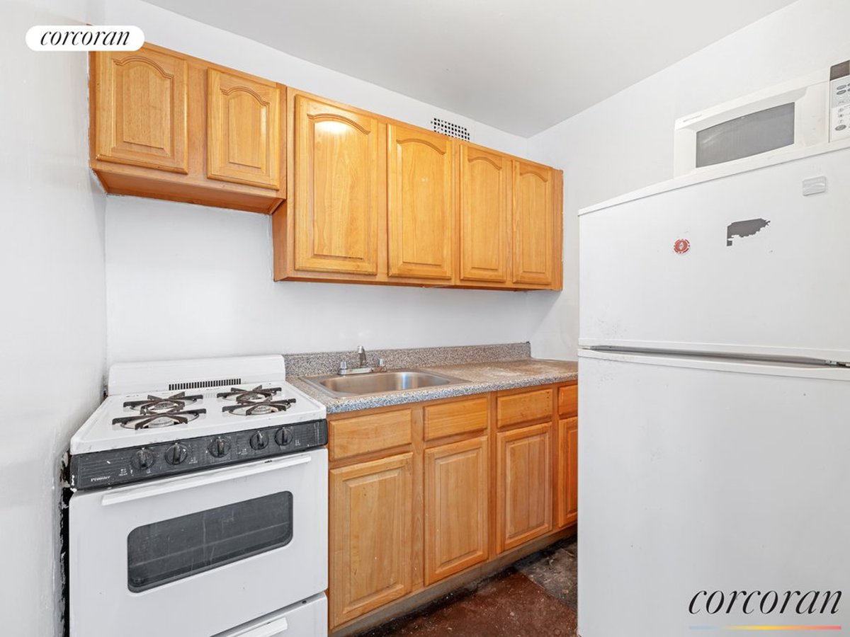 Photo for 185 Hall Street - 185 Hall Street Cooperative in Clinton Hill, Brooklyn