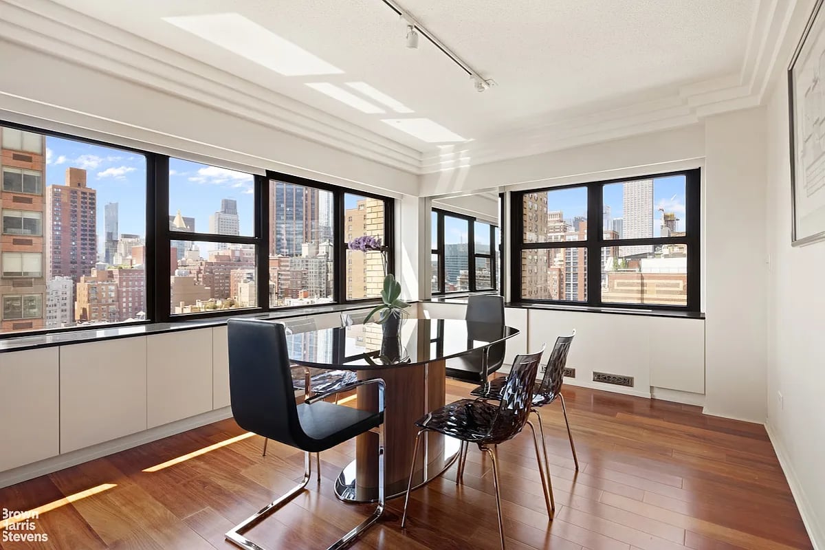 Photo for 160 East 38th Street - 160 East 38th Street Cooperative in Murray Hill, Manhattan