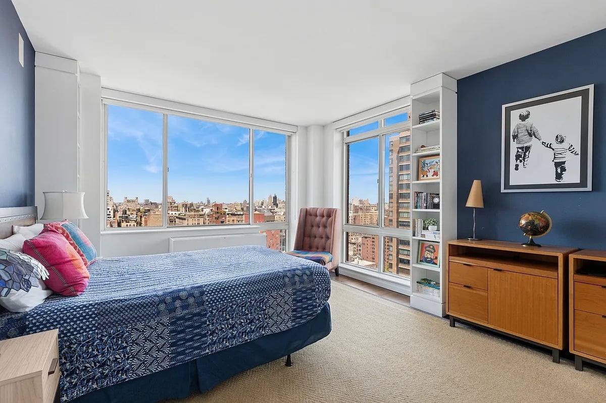 Photo for The Richmond Condominium - 201 East 80th Street Condominium in Yorkville, Manhattan