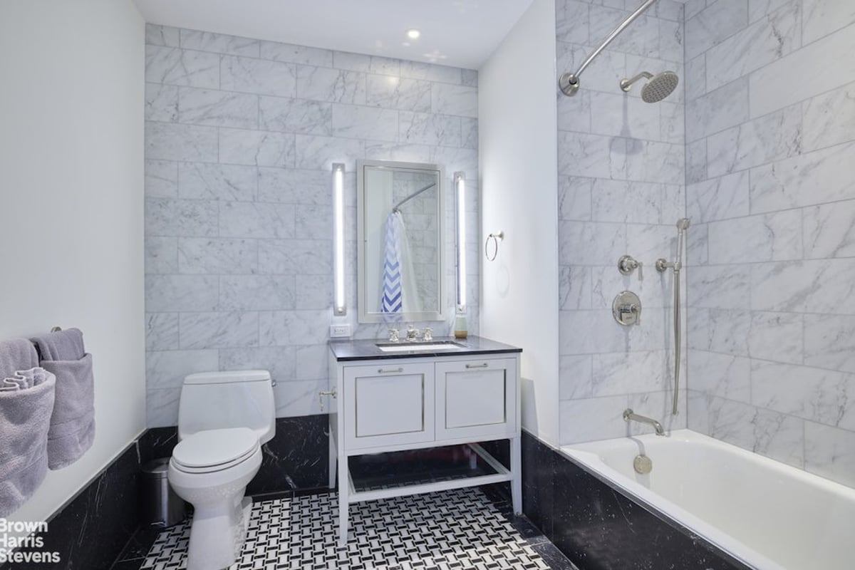 Photo for 40 East End - 40 East End Avenue Condominium in Yorkville, Manhattan