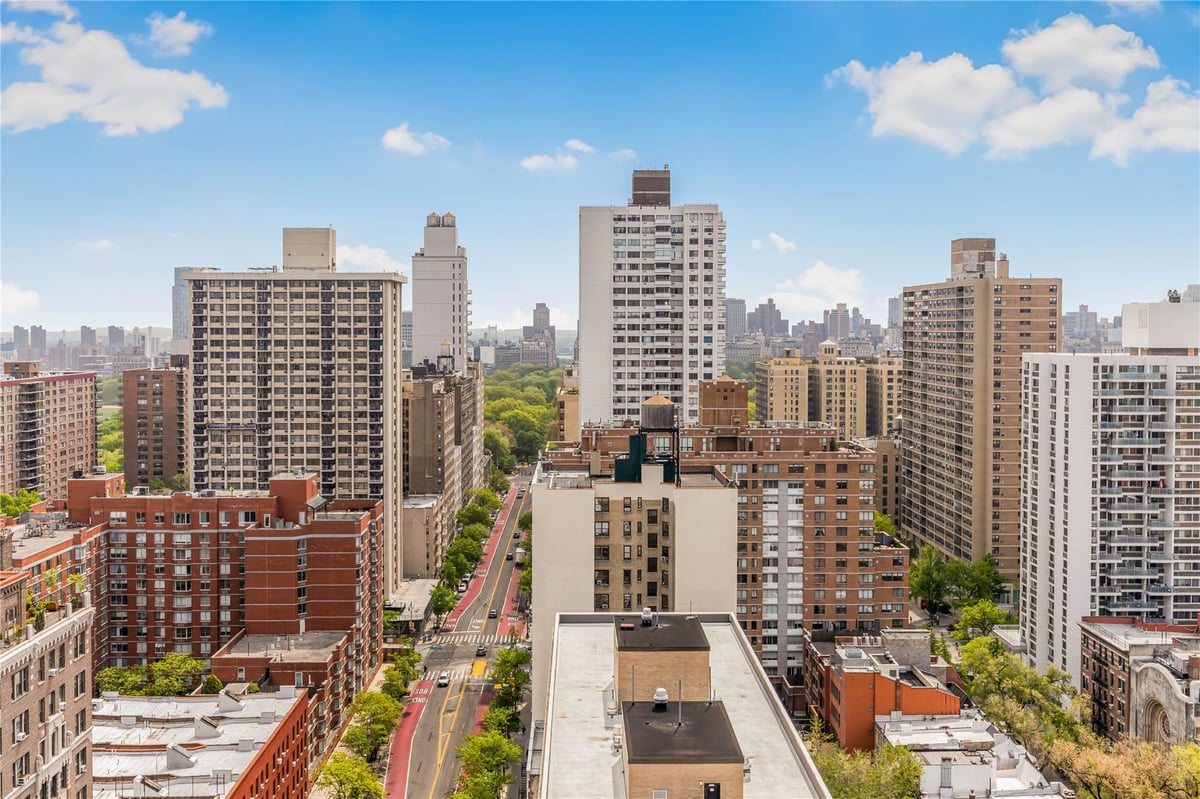 Photo for 175 W 95th Street - 175 West 95th Street Condominium in Upper West Side, Manhattan