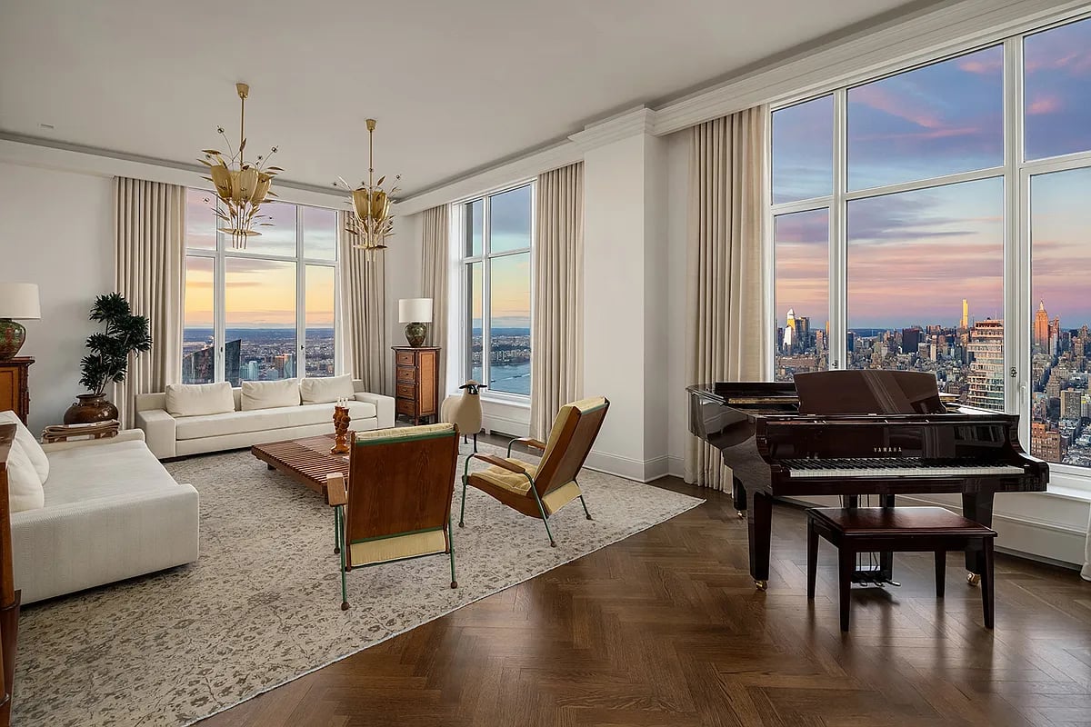 Photo for Four Seasons Private Residences - 30 Park Place Condominium in Tribeca, Manhattan