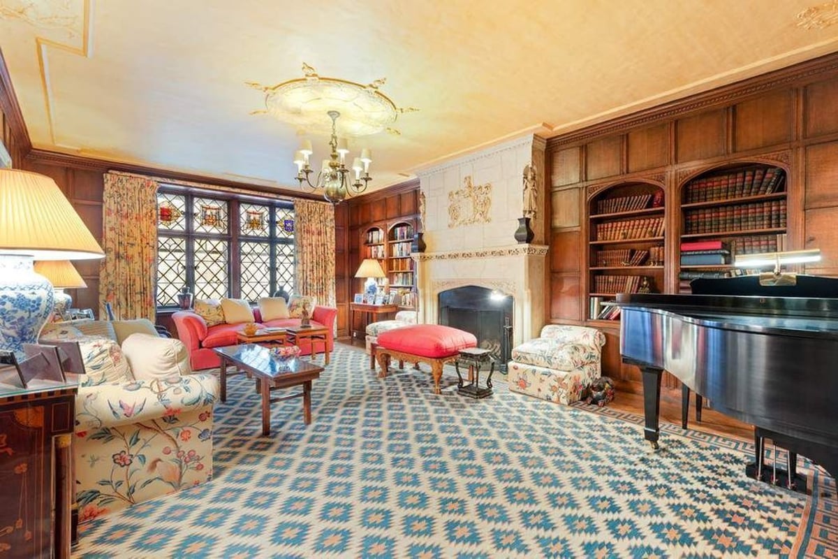 Photo for 983 PARK AVENUE - 983 Park Avenue Cooperative in Upper East Side, Manhattan