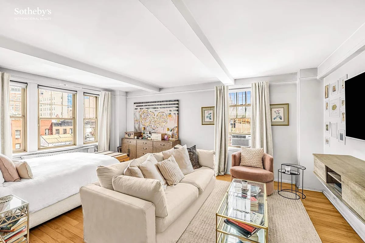 Photo for 299 West 12th Street - 299 West 12th Street Condominium in West Village, Manhattan