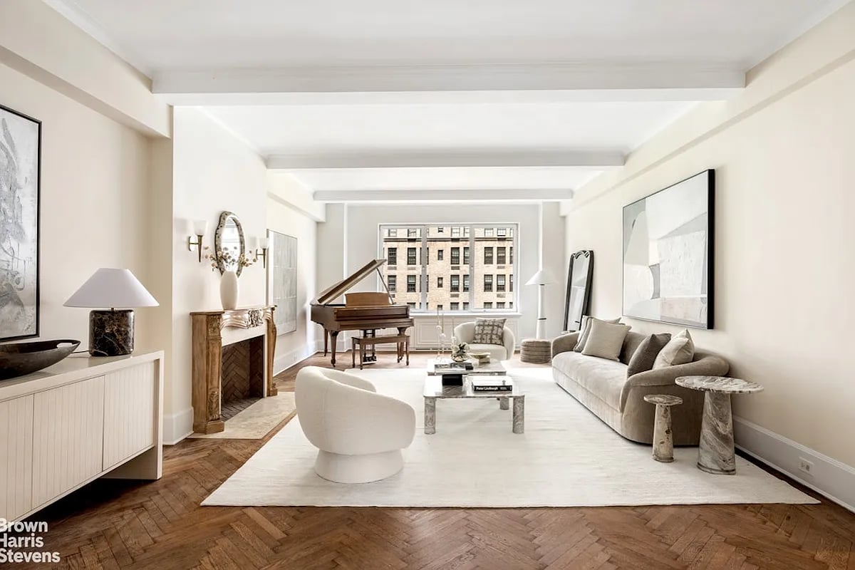 Photo for 1095 PARK AVENUE - 1095 Park Avenue Cooperative in Upper East Side, Manhattan