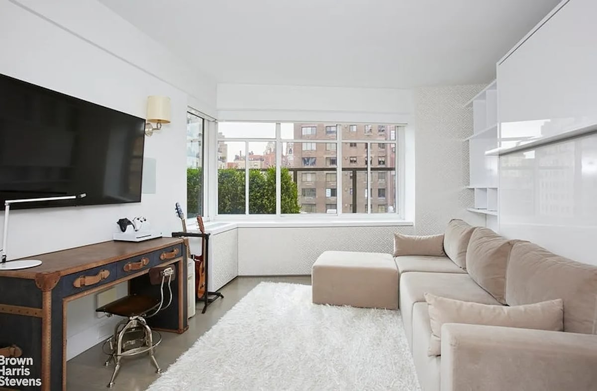 Photo for 715 Park Avenue - 715 Park Avenue Condominium in Upper East Side, Manhattan