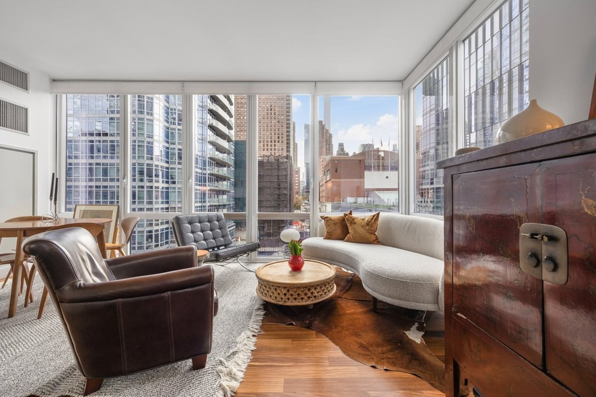 Photo for 10 West End Avenue - 10 West End Avenue Condominium in Midtown West, Manhattan