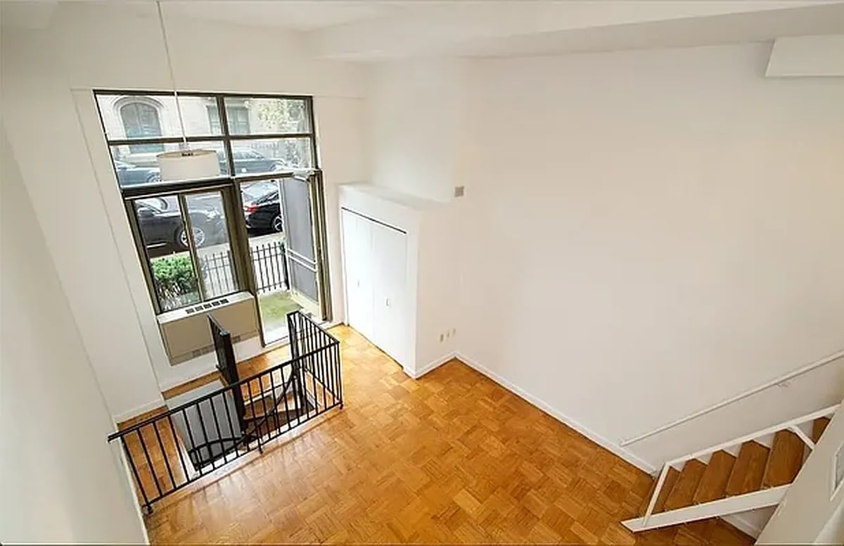 Photo for Chelsea Grande - 460 West 20th Street Rental Building in Chelsea, Manhattan