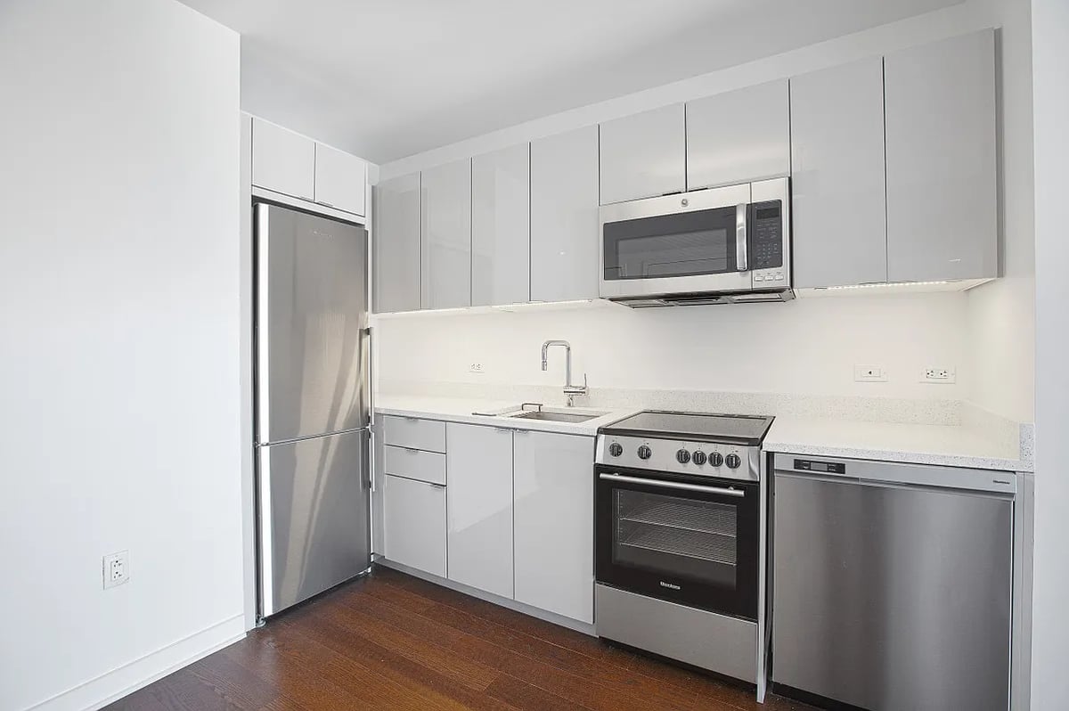 Photo for Enclave at the Cathedral - 400 West 113th Street Rental Building in Morningside Heights, Manhattan