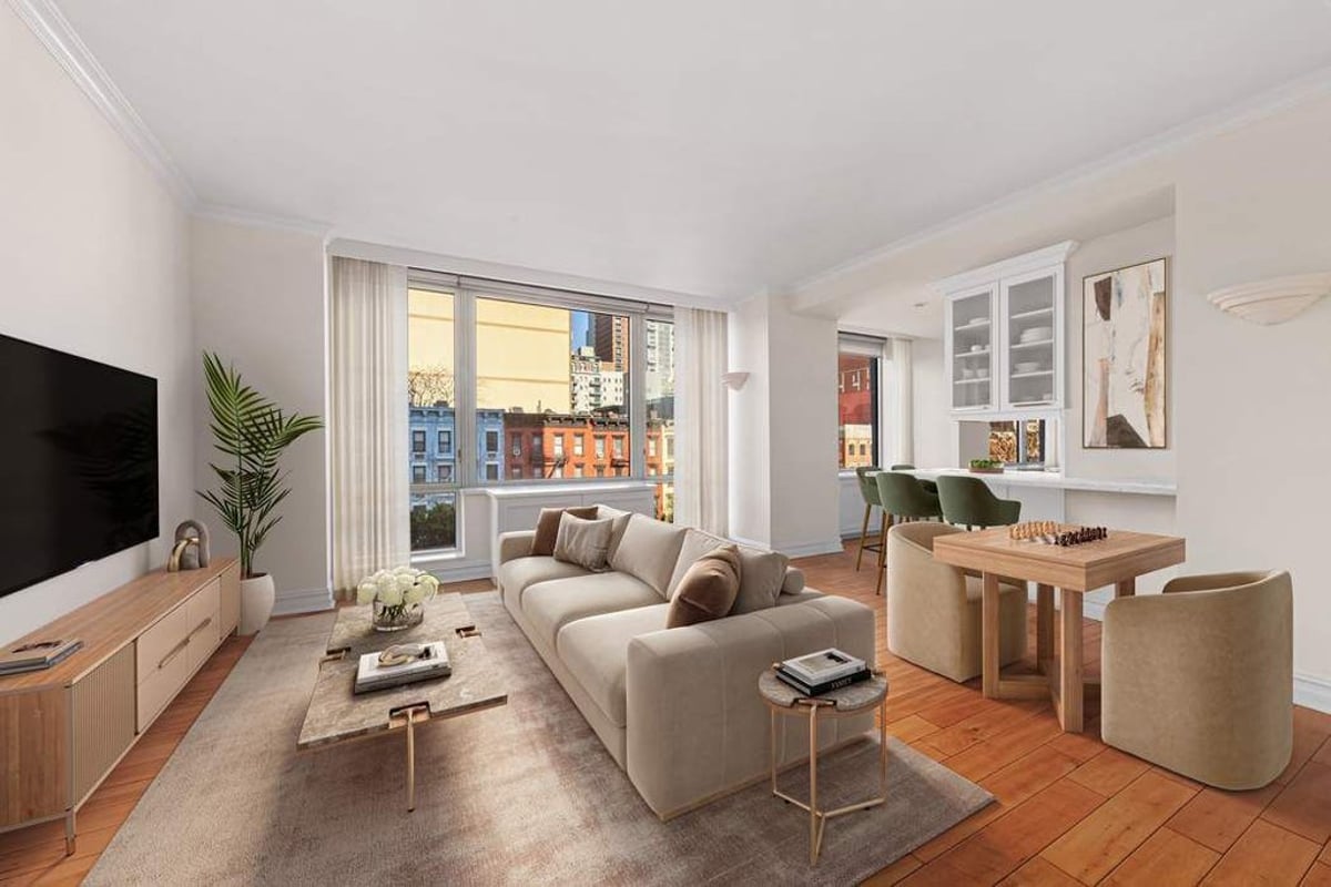 Photo for Bridge Tower Place - 401 East 60th Street Condominium in Upper East Side, Manhattan