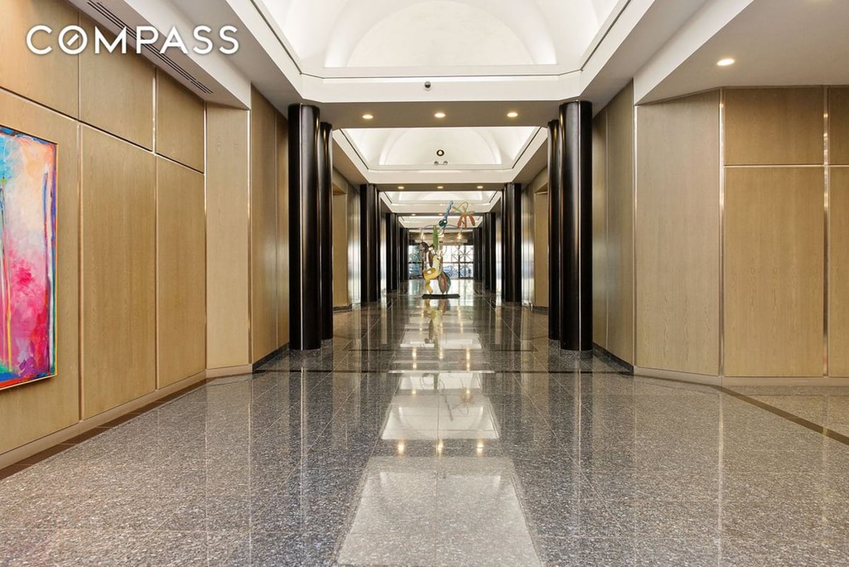 Photo for The Promenade - 530 East 76th Street Condominium in Upper East Side, Manhattan