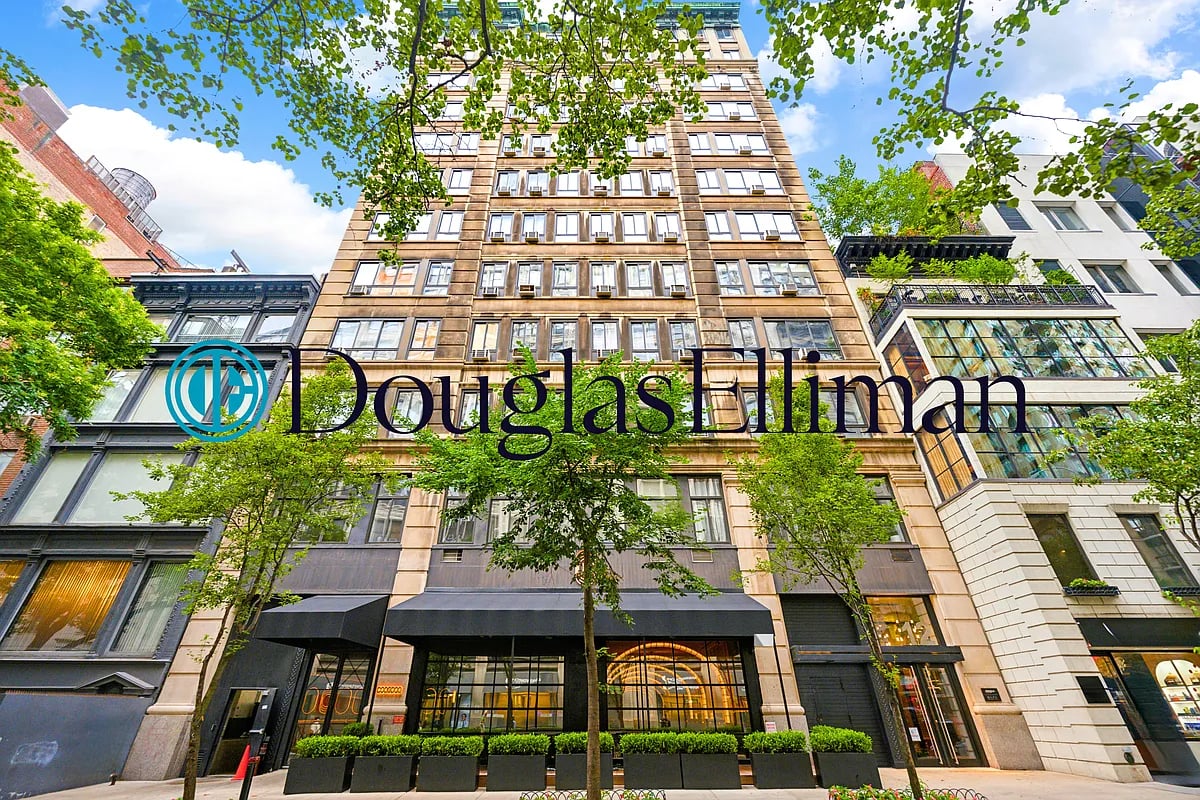 Photo for 12 East 22nd Street - 12 East 22nd Street Rental Building in Flatiron, Manhattan