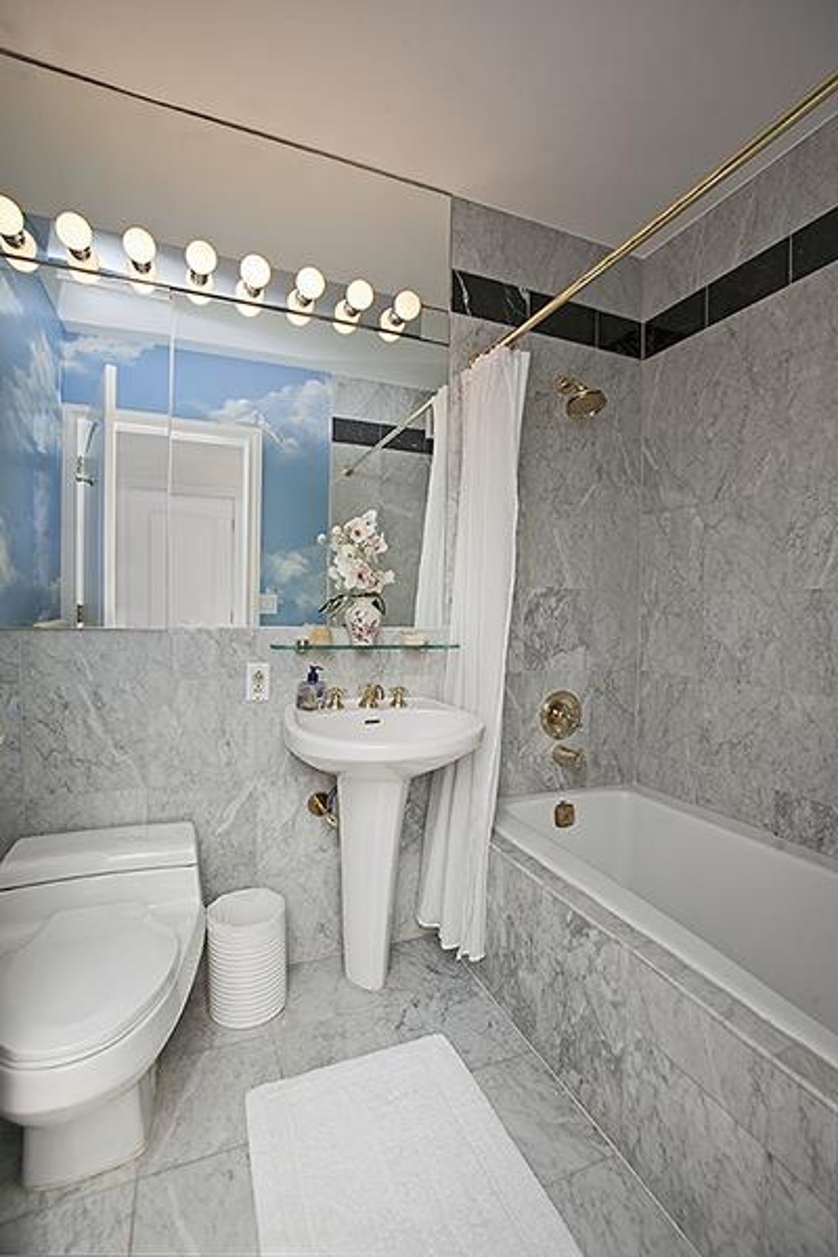 Photo for Coronado - 155 West 70th Street Condominium in Upper West Side, Manhattan