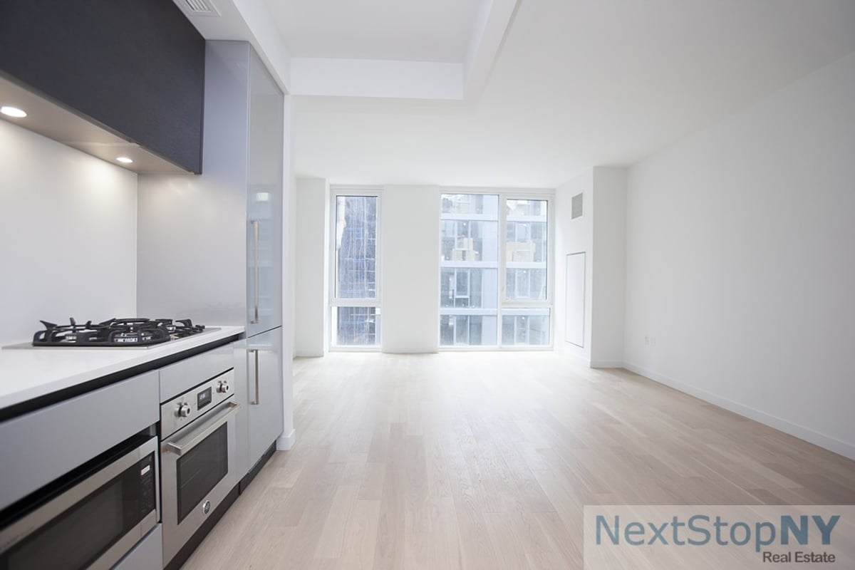 Photo for 540 West - 540 West 49th Street Condominium in Midtown West, Manhattan