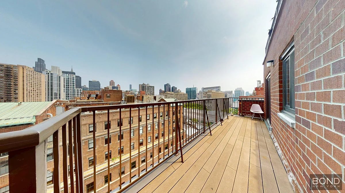 Photo for 230 East 30 Street - 230 East 30th Street Rental Building in Kips Bay, Manhattan