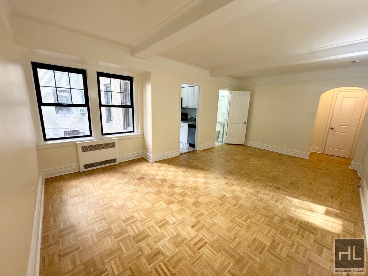 Photo for 95 Christopher Street - 95 Christopher Street Rental Building in West Village, Manhattan