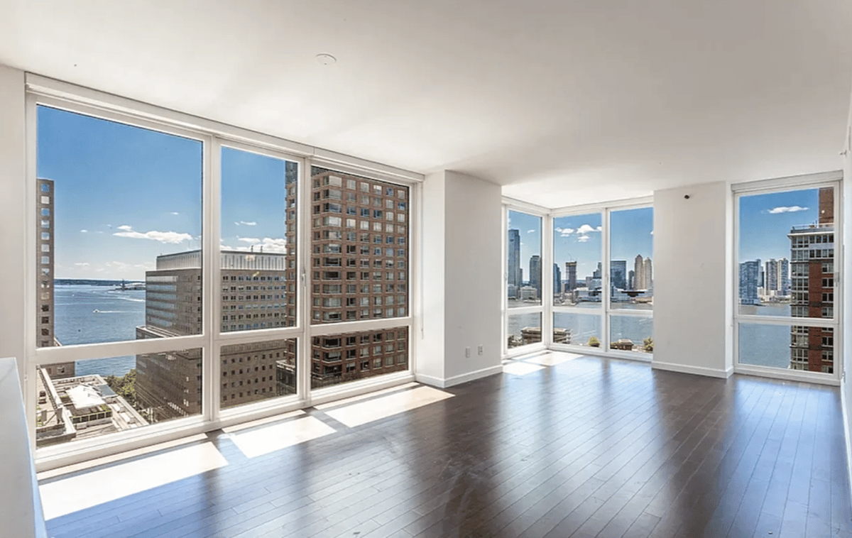 Photo for Liberty Luxe - 200 North End Avenue Condominium in Battery Park City, Manhattan
