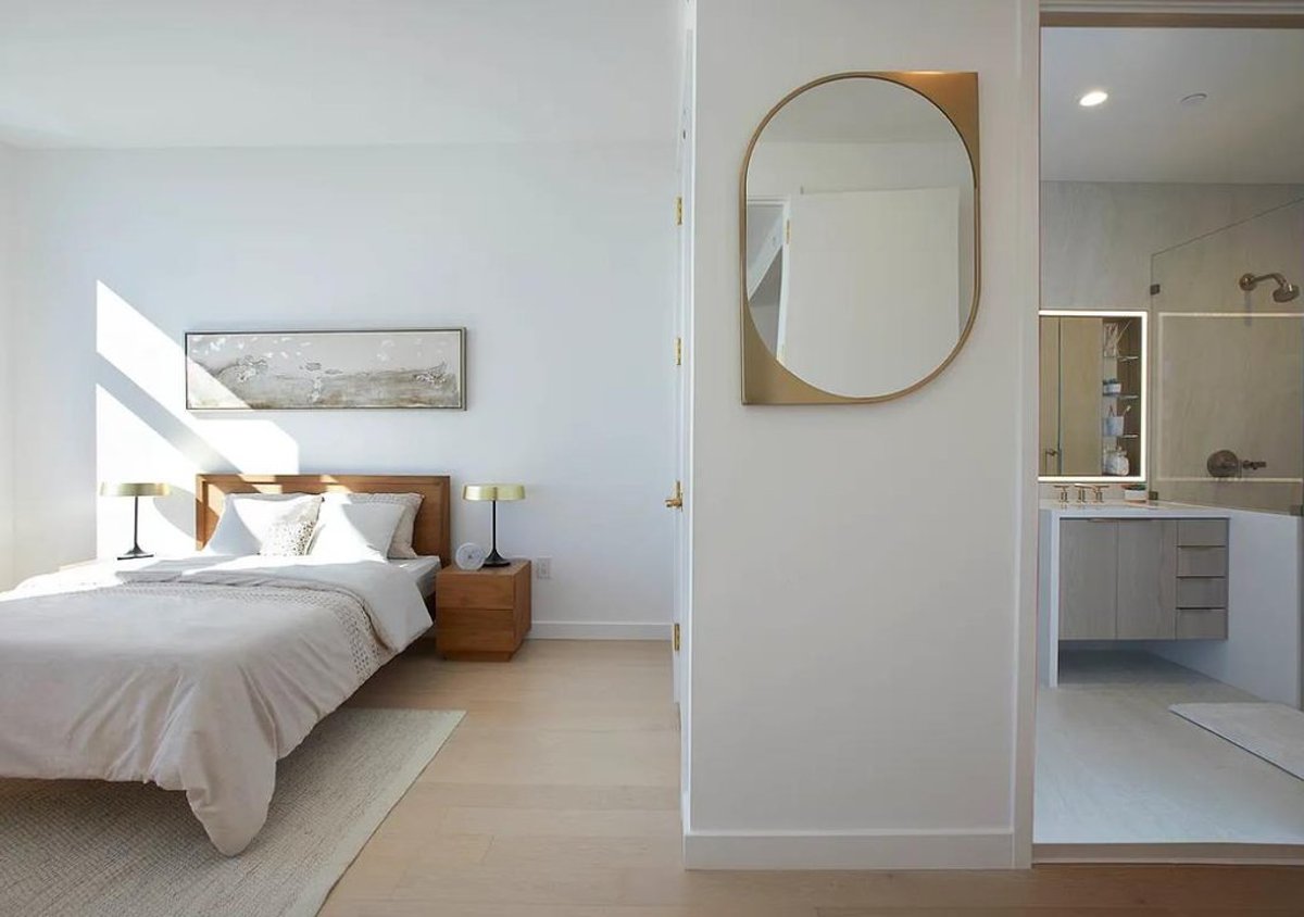 Photo for Skyline Tower - 3 Court Square Condominium in Long Island City, Queens