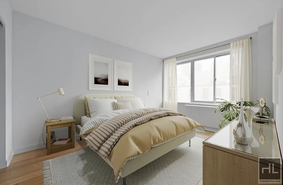 Photo for 400 East 71st Street - 400 East 71St Street Rental Building in Lenox Hill, Manhattan