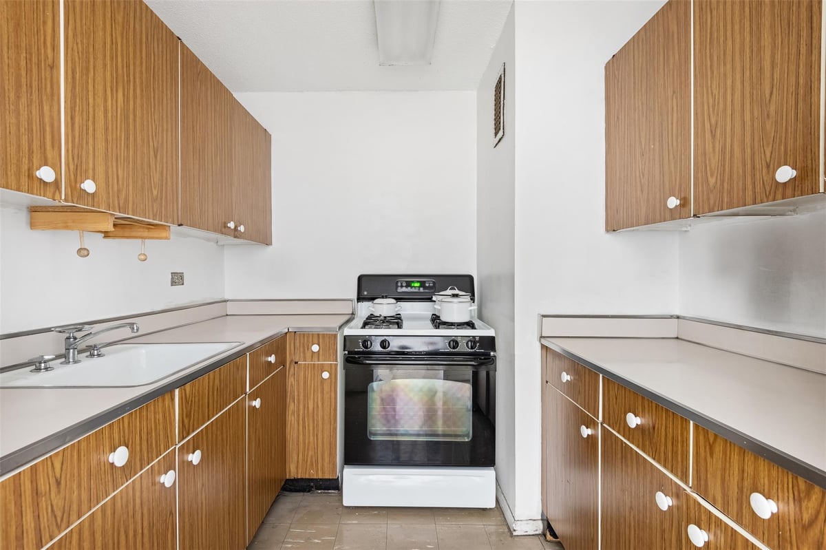 Photo for 77 Fulton Street - 77 Fulton Street Cooperative in Financial District, Manhattan