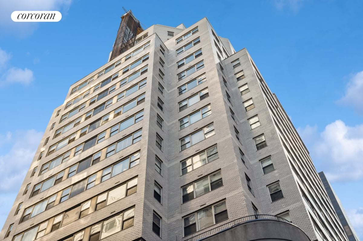 Photo for Blair House - 200 East 58th Street Condominium in Midtown East, Manhattan