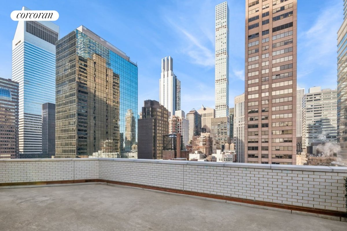 Photo for Blair House - 200 East 58th Street Condominium in Midtown East, Manhattan