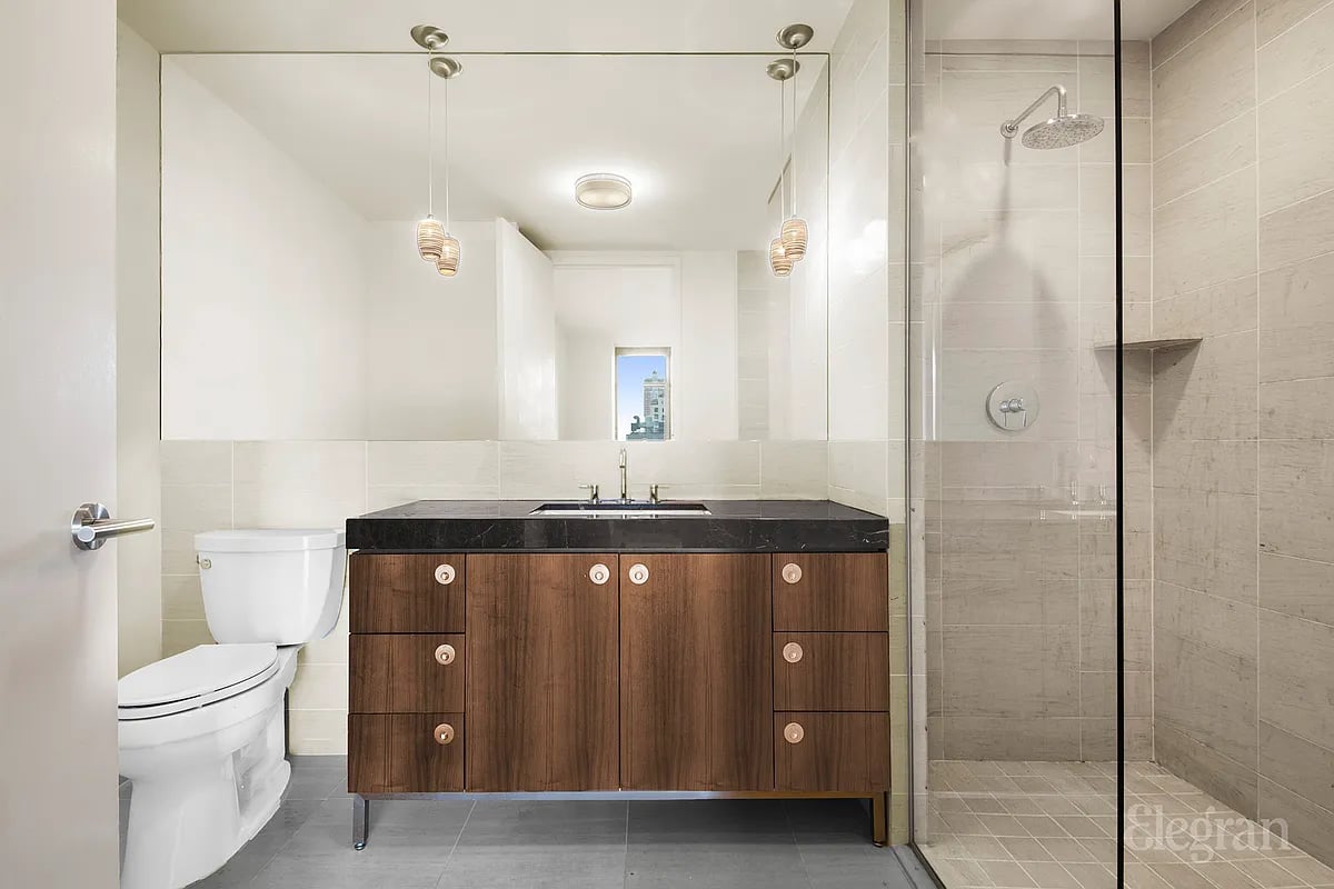 Photo for Reade57 - 57 Reade Street Condominium in Tribeca, Manhattan