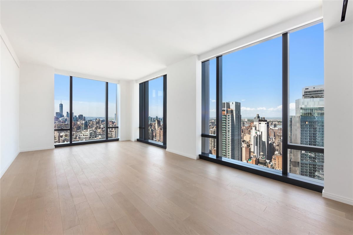 Photo for 277 Fifth Ave - 277 Fifth Avenue Condominium in Flatiron, Manhattan