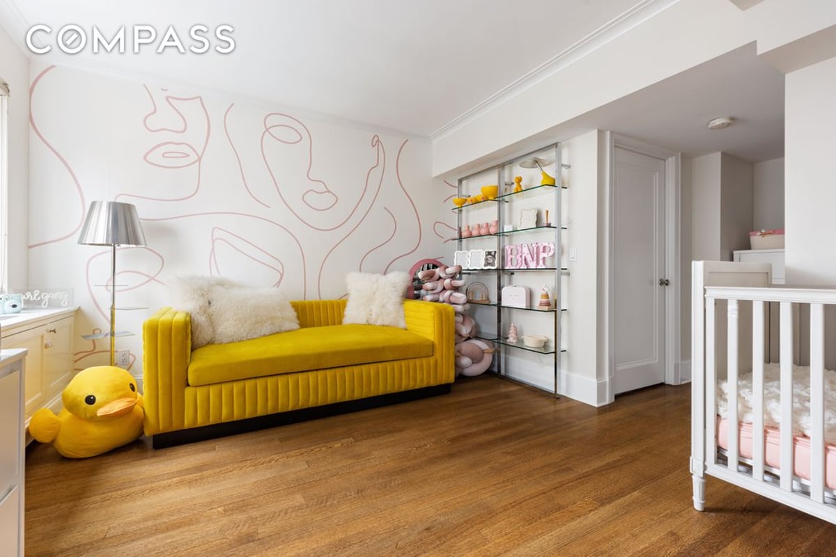 Photo for 530 Park Avenue - 530 Park Avenue Condominium in Upper East Side, Manhattan