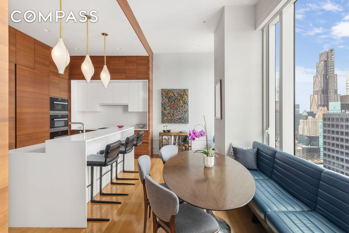 Photo for 252 East 57th Street - 252 East 57th Street Condominium in Midtown East, Manhattan