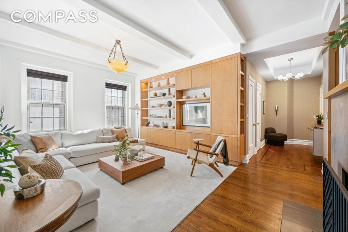 Photo for 25 Fifth Avenue - 25 Fifth Avenue Condominium in Greenwich Village, Manhattan