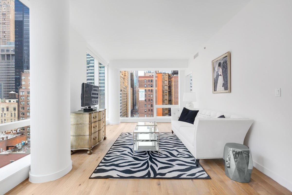 Photo for 325 Lexington Avenue - 325 Lexington Avenue Condominium in Murray Hill, Manhattan
