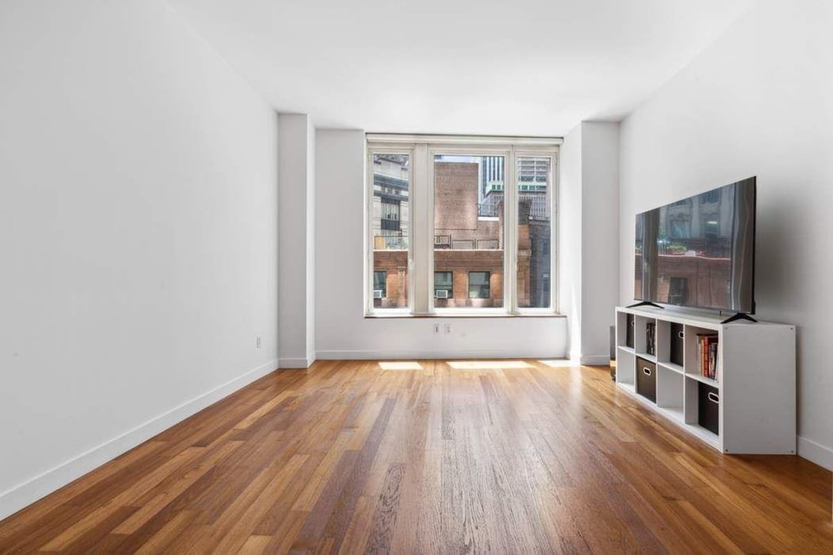 Photo for William Beaver House - 15 William Street Condominium in Financial District, Manhattan