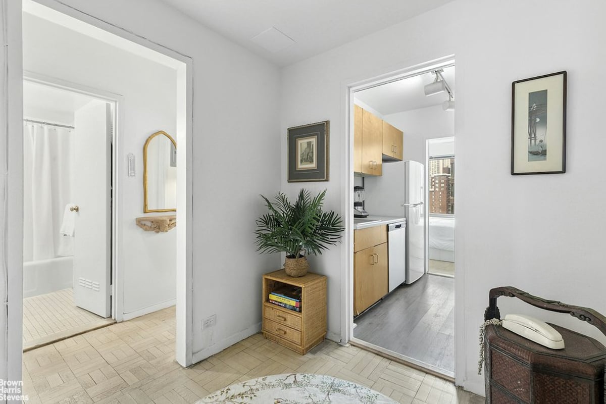 Photo for Riverview South - 55 East End Avenue Cooperative in Upper East Side, Manhattan