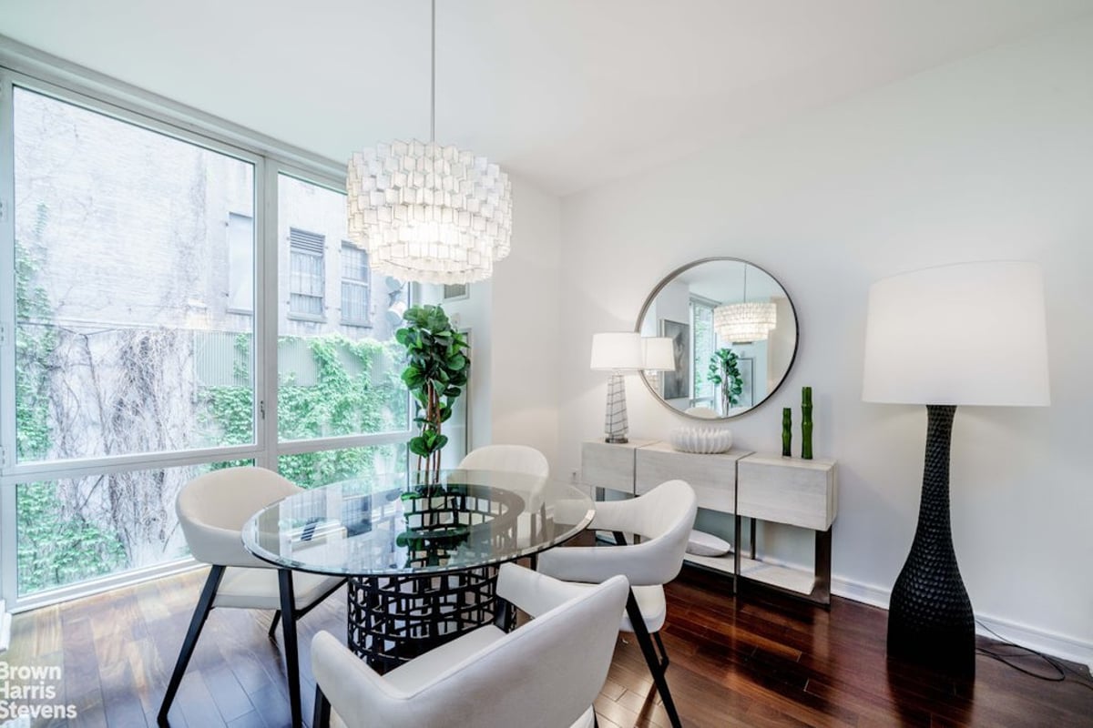 Photo for Chelsea House - 130 West 19th Street Condominium in Chelsea, Manhattan