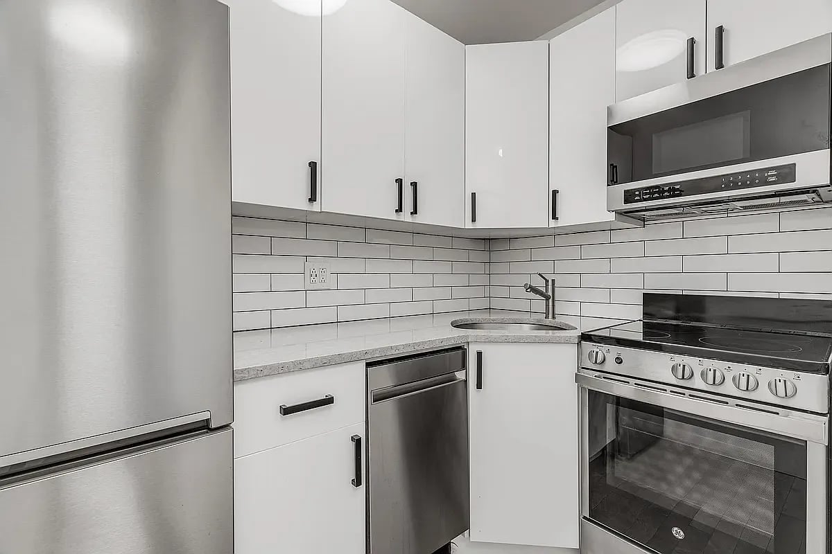 Photo for 210 West 10th Street - 210 West 10th Street Rental Building in West Village, Manhattan