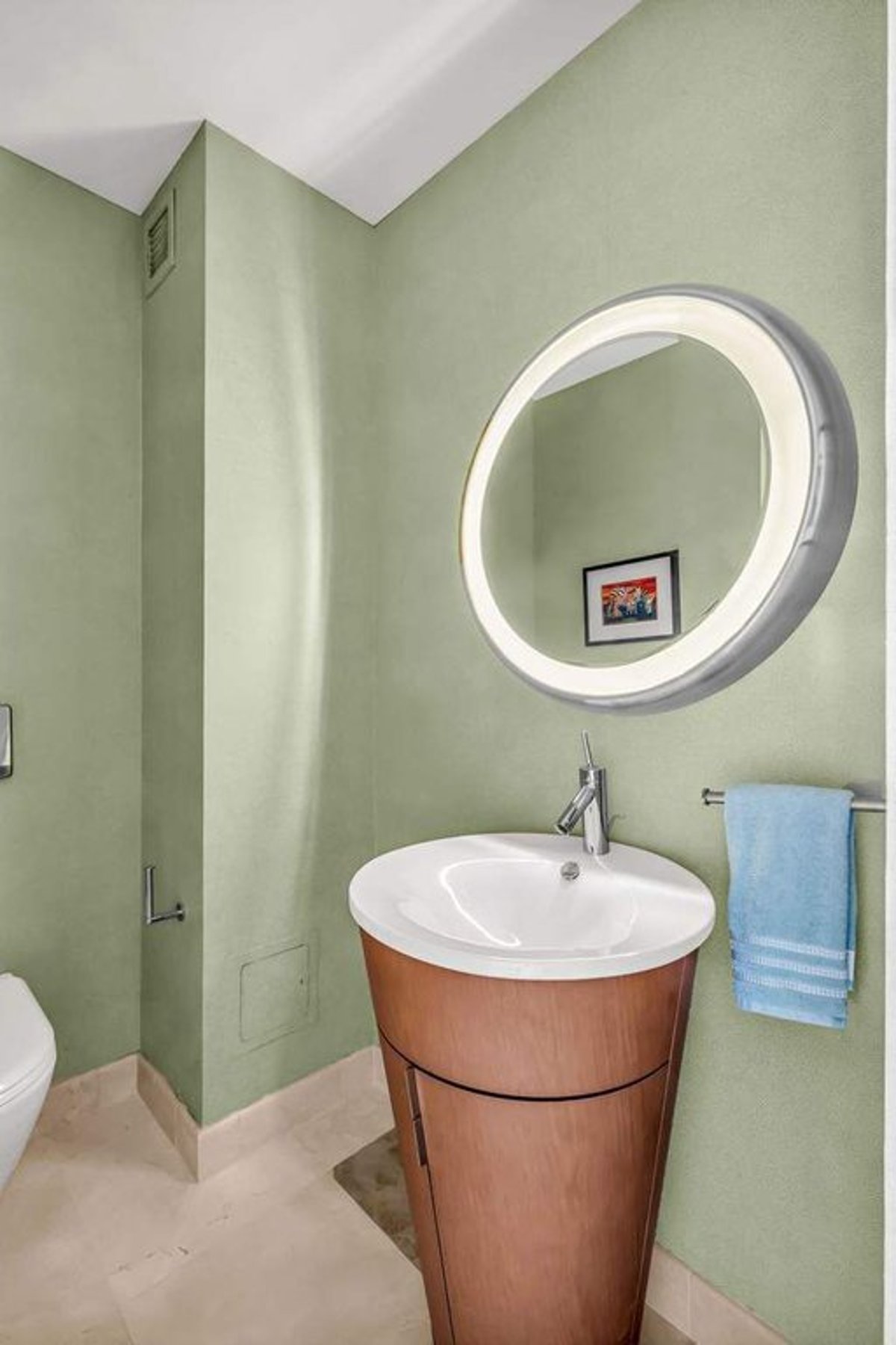 Photo for The Horizon - 415 East 37th Street Condominium in Midtown East, Manhattan