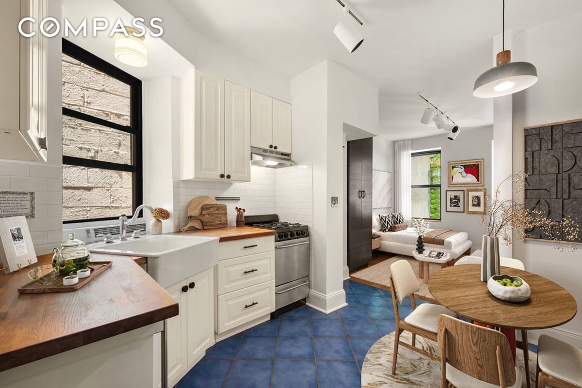 Photo for 41 Perry Street - 41 Perry Street Cooperative in West Village, Manhattan