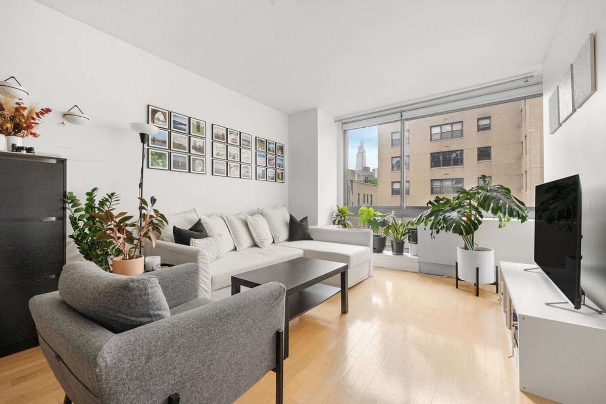 Photo for 242 East 25th Street - 242 East 25th Street Cooperative in Gramercy Park, Manhattan