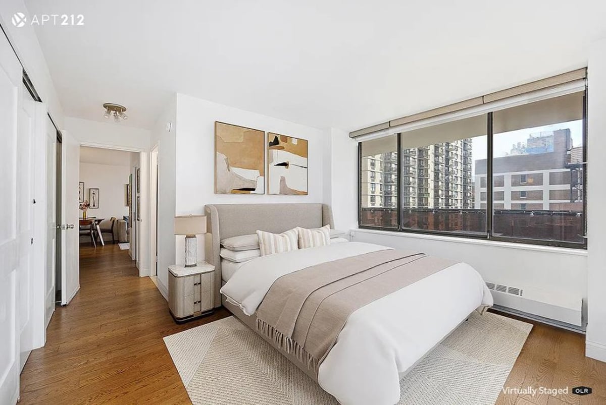 Photo for The Whitney - 311 East 38th Street Condominium in Midtown East, Manhattan
