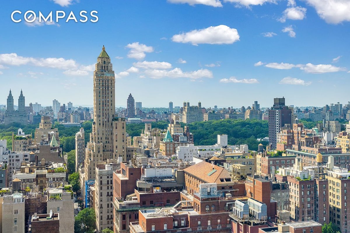 Photo for The Siena - 188 East 76th Street Condominium in Upper East Side, Manhattan